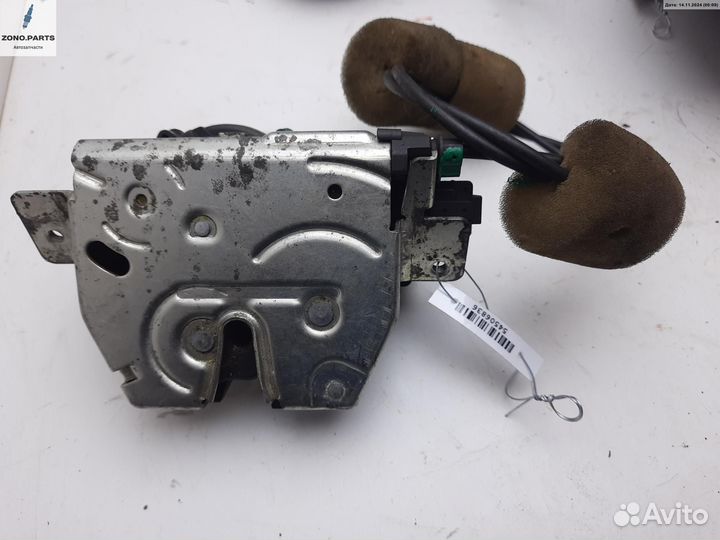 Замок багажника на Mercedes W211 (E)
