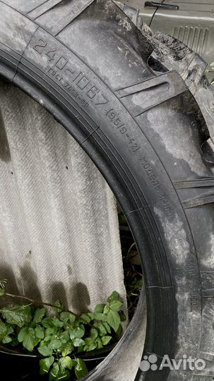 Шина тракторная Я-183 (240- 1067) 9.5/ 9 - 42