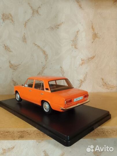 Модели автомобилей 1 24