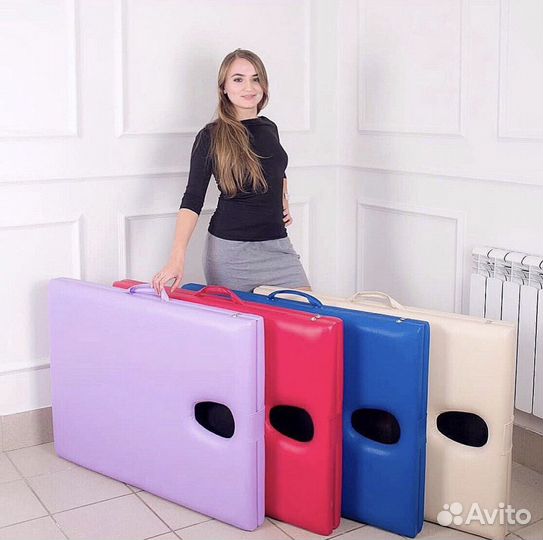 Массажная кушетка / массажный стол с вырезом