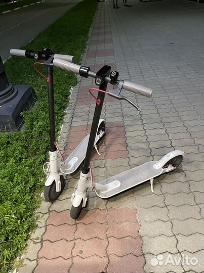 Электросамокат Xiaomi Mi Electric Scooter 1S