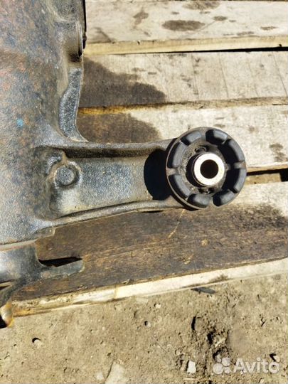 Редуктор задний Lexus Ls600Hl UVF46 2UR-FSE 2007