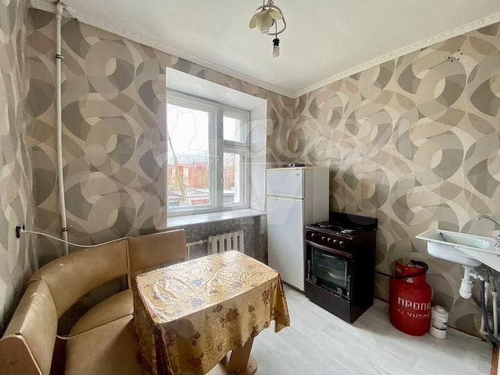 2-к. квартира, 42 м², 2/2 эт.