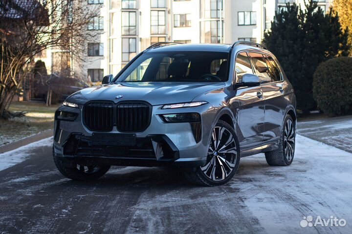 BMW X7 3.0 AT, 2024, 4 600 км