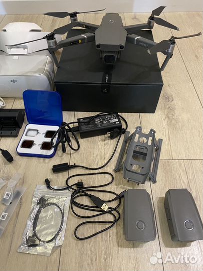 DJI mavic 2 pro, fly more combo, dji goggles