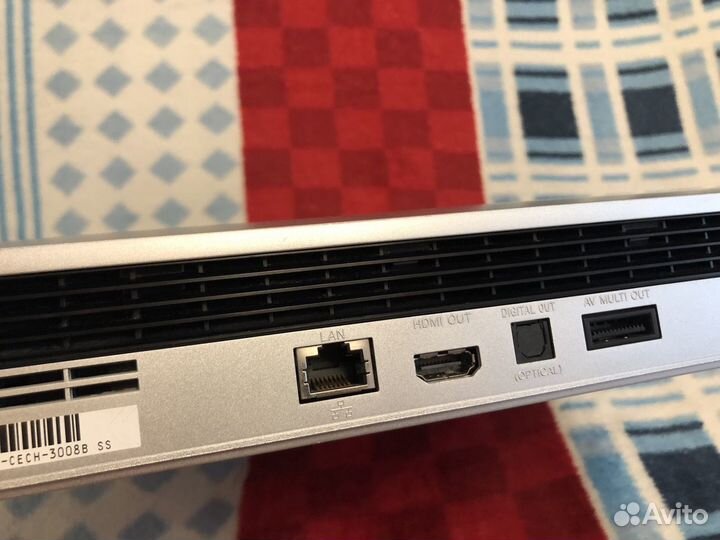 Sony PS3 Slim Silver 500 Gb + 90 игр и 2 джойстика