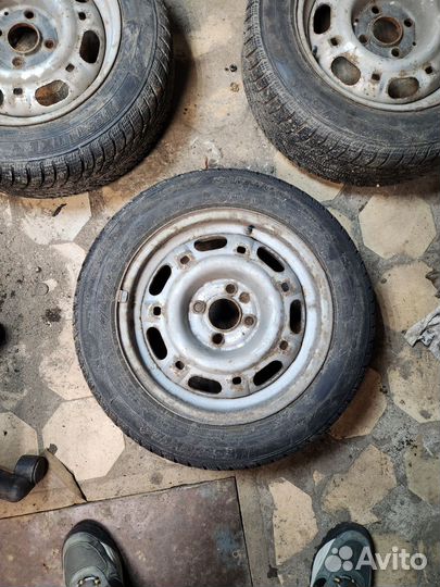 Диски штампованные r14 с зимней резиной westlake