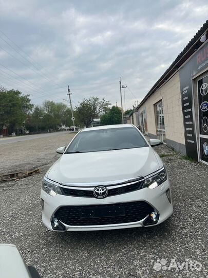 Фары двух линзовые на Toyota Camry V55