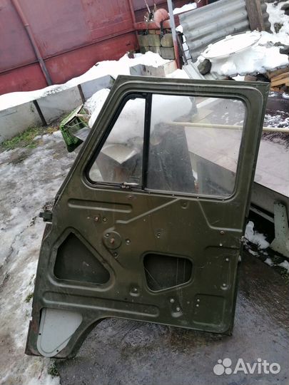 Дверь на УАЗ 452