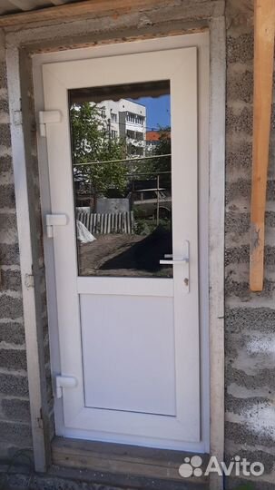 Дверь пластиковая пвх