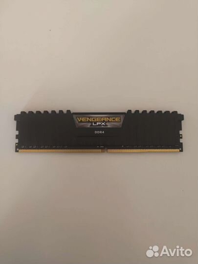 Оперативная память ddr4 8gb 3000 Corsair Vengeance
