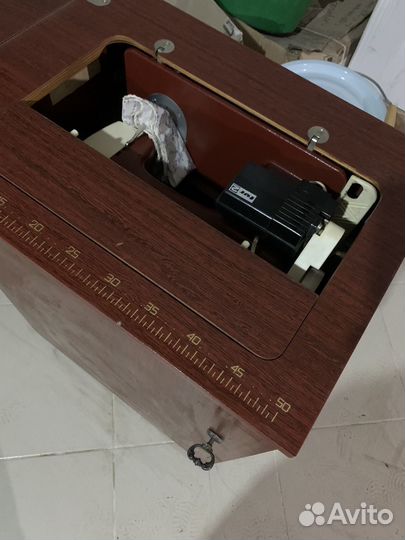 Швейная машинка