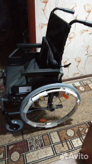 Коляска инвалидная новая