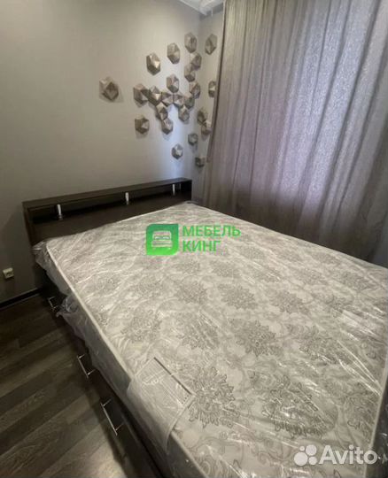 Кровать с ящиками