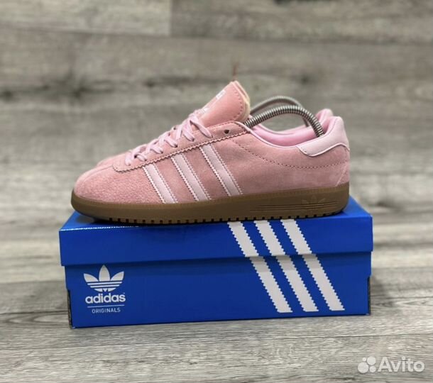 Кроссовки женские Adidas Bermuda