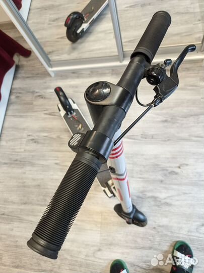 Электросамокат Midway i max (нужен ремонт)