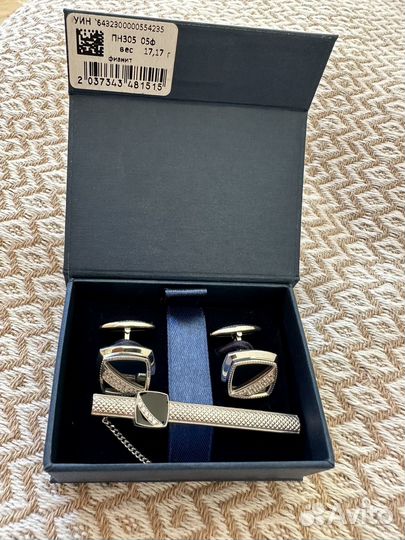 Запонки с фианитами Silvermen