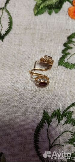 Серьги золото с гранатом