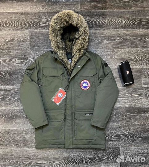 Зимняя куртка Canada Goose