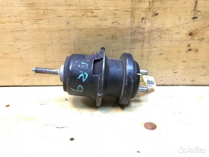 Подушка двигателя прав. subaru legacy