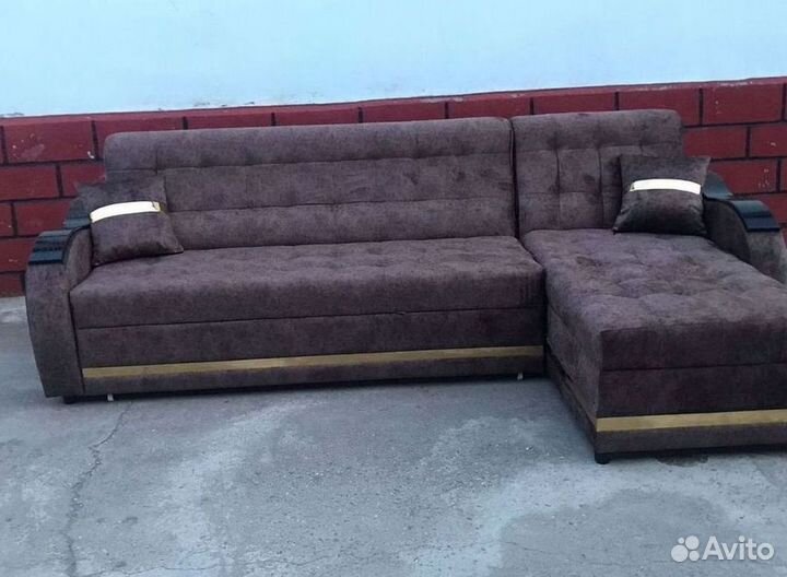 Угловой диван в наличии не б/у