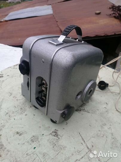 Кинопроектор луч 2