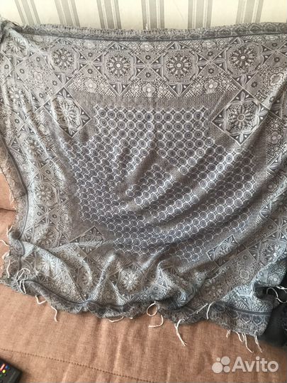 Шарфы и палантины