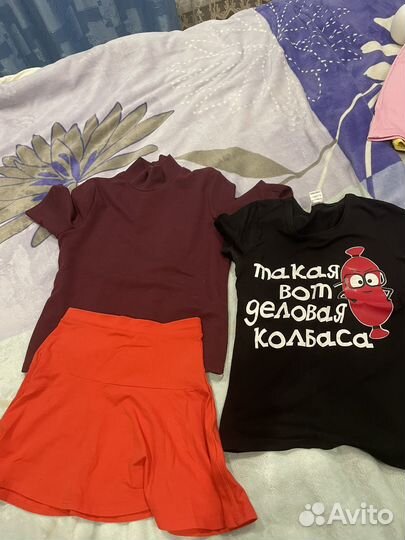 Пакет вещей женских 40-42 размер.Можно подростку