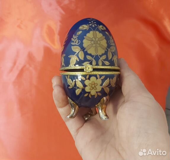 Шкатулка-яйцо сувенирная. Английский дизайн