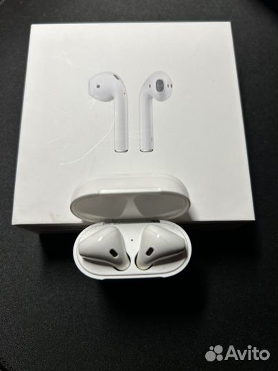 Наушники Apple airpods