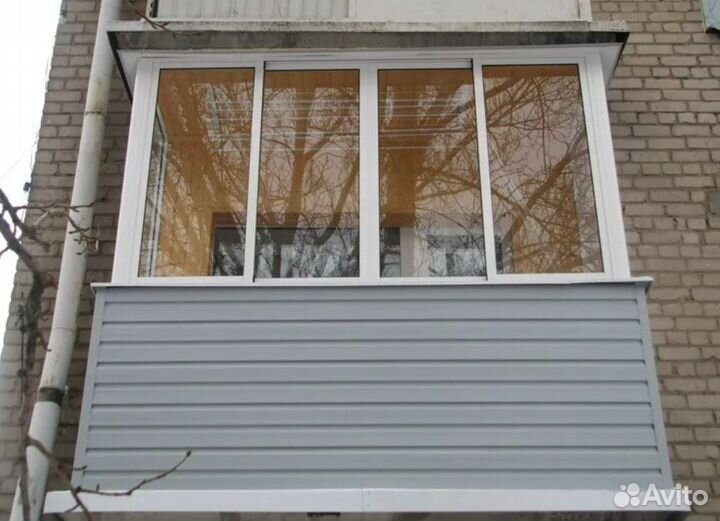 Балкон с обшивкой