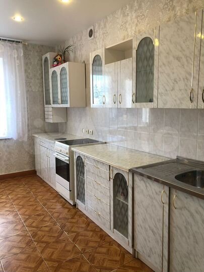 2-к. квартира, 85 м², 8/9 эт.