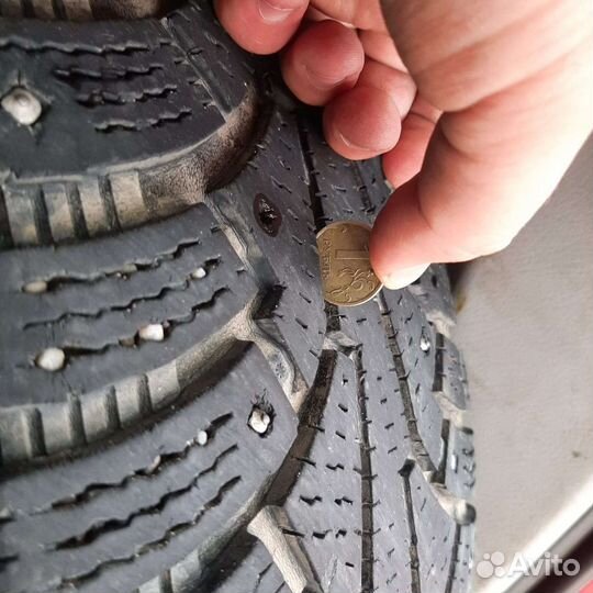 Nokian Tyres Hakkapeliitta 5 SUV 235/65 R17