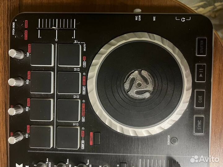 Dj контролер mixtrack pro 2