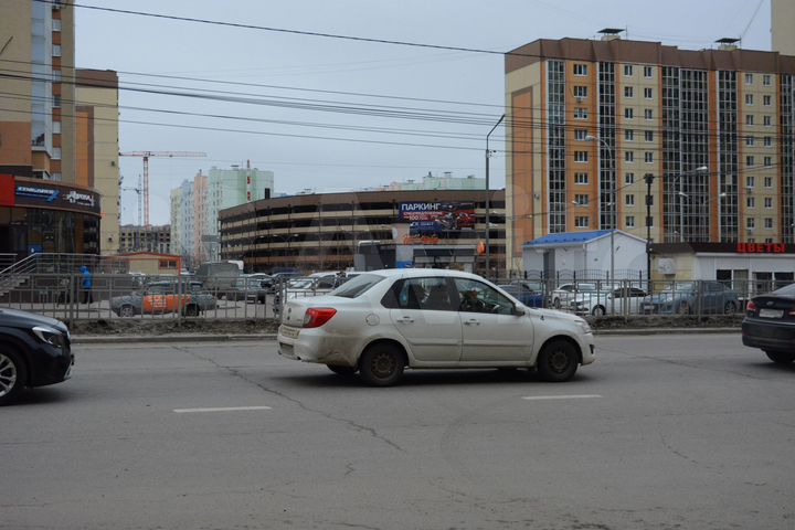 Машиноместо, 12 м²