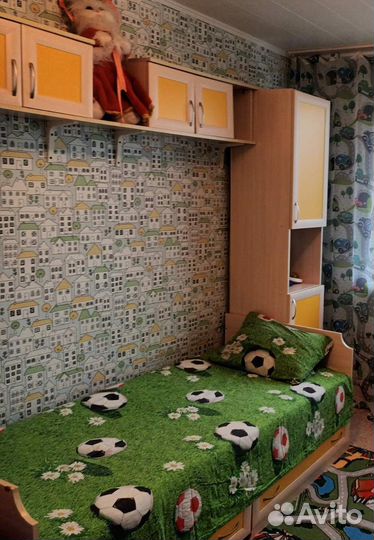 Детская стенка с кроватью, шкафом и ящиками