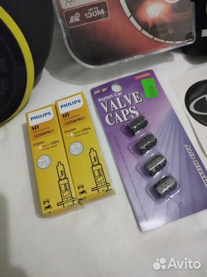 Лампочки, чернитель шин, герметик акриловый