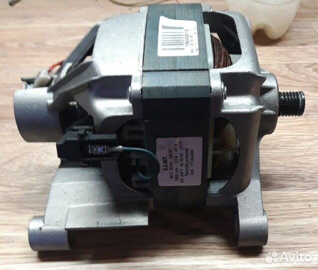 Запчасти на стиральную машину 