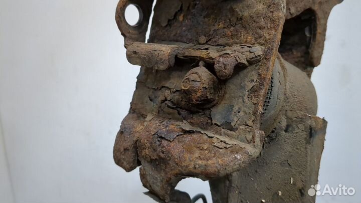 Балка подвески задняя Nissan Juke