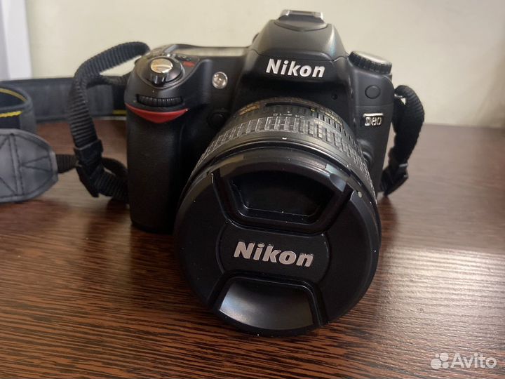 Зеркальный фотоаппарат Nikon d80