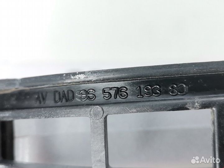 Ручка наружная передняя левая Peugeot 307 рест