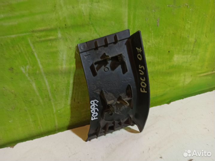Обшивка багажника накладка двери Ford Focus 2