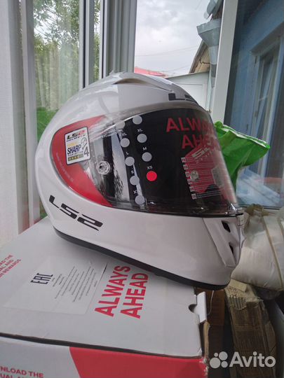Мотоциклетный шлем новый в упаковке