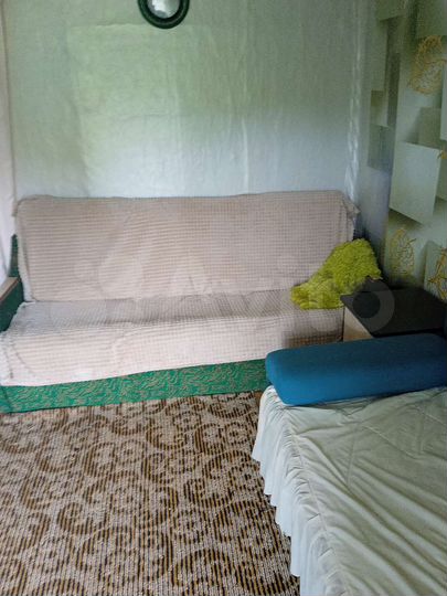 Дом 32,7 м² на участке 10 сот.