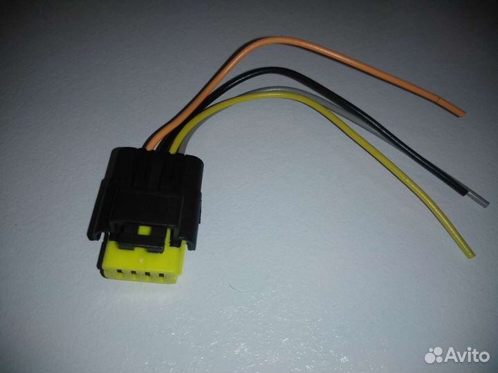Фишка (разъем) бензонасоса renault