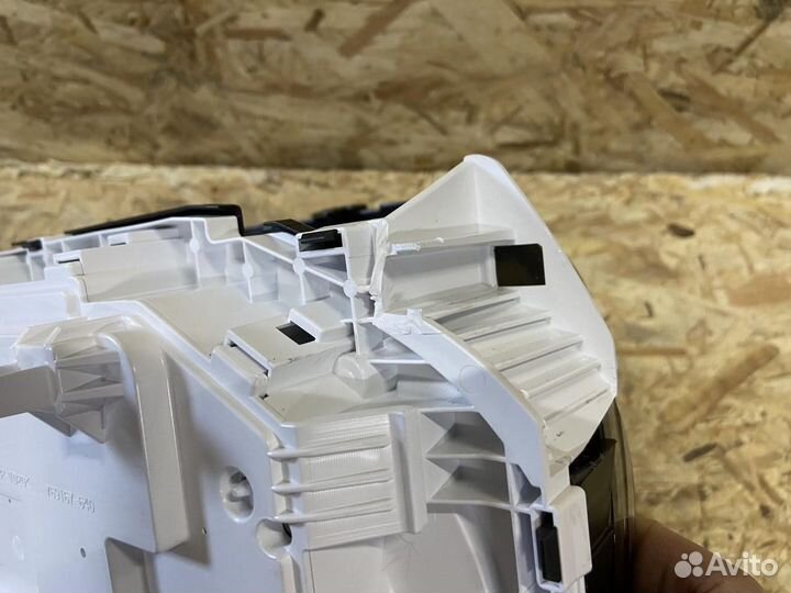 Щиток приборов Toyota Alphard III