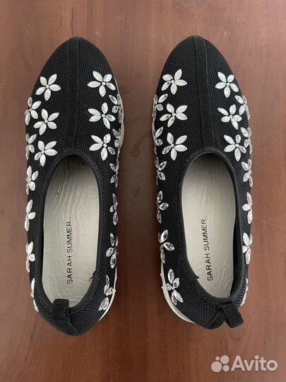 Женские туфли эскадрильи Sarah Summer