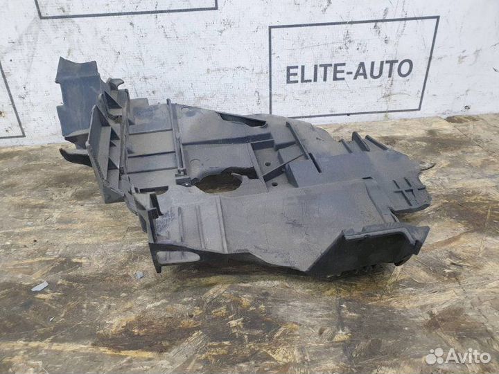 Площадка фары Vw Touareg 7L 4.2 2004