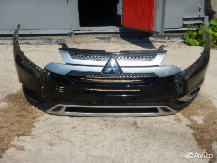 Бампер передний mitsubishi outlander 3 2018-2023
