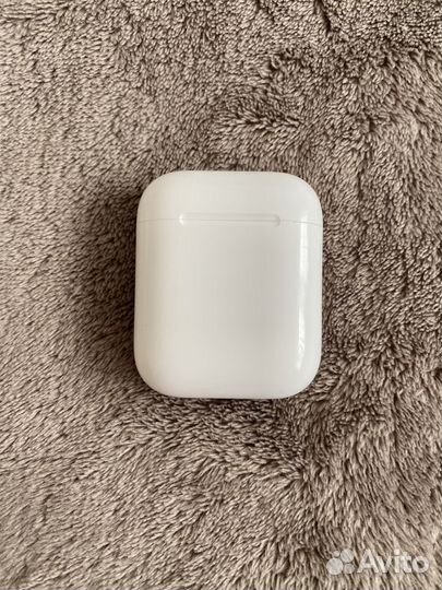 Apple AirPods 2 (без беспроводной зарядки чехла)